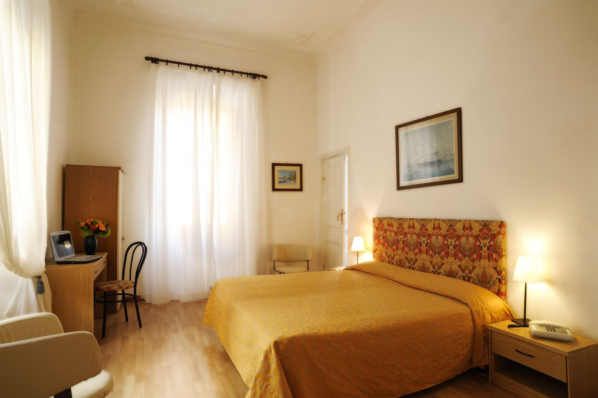Hotel Alfieri 알라시오 외부 사진