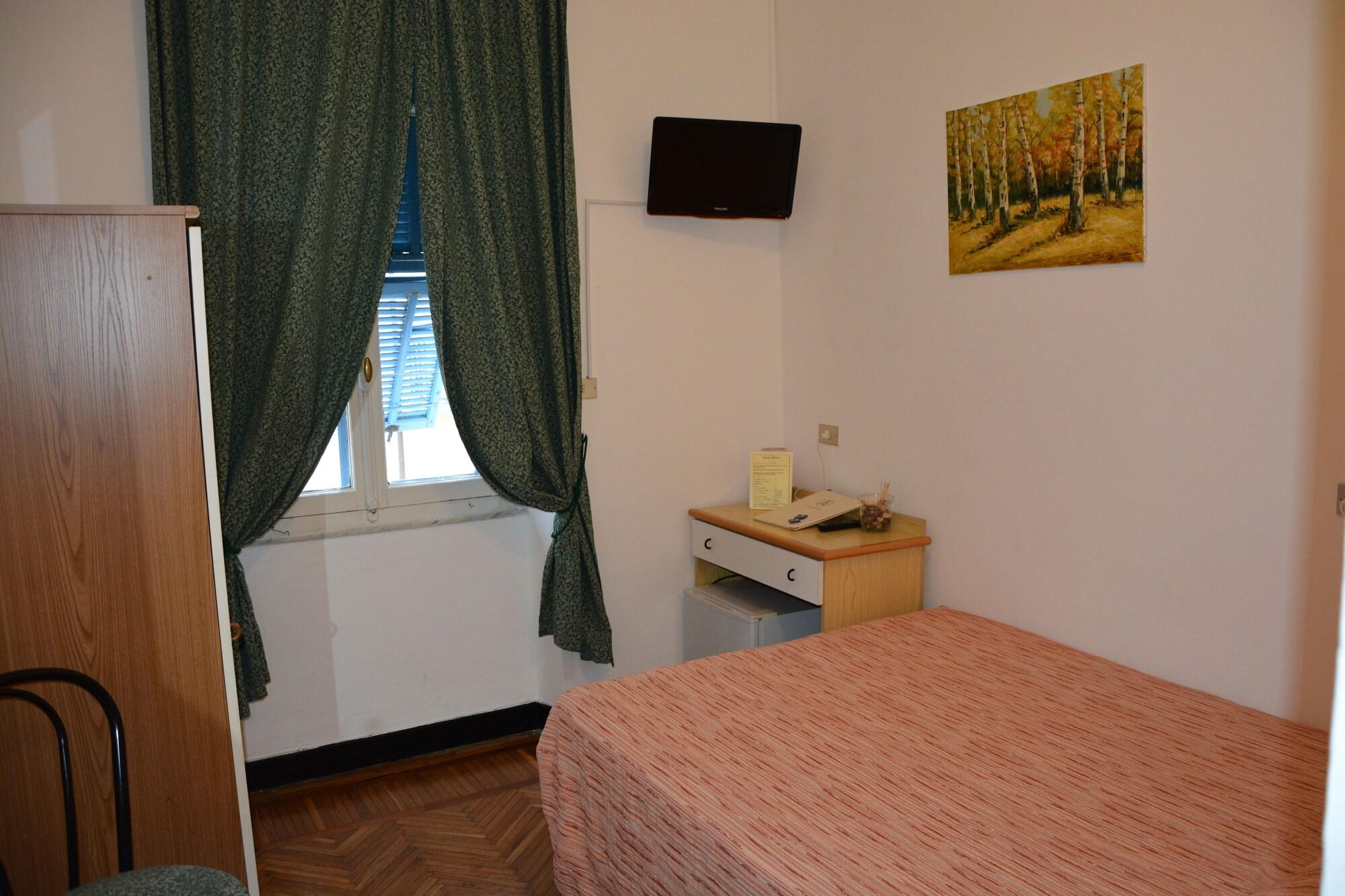 Hotel Alfieri 알라시오 외부 사진