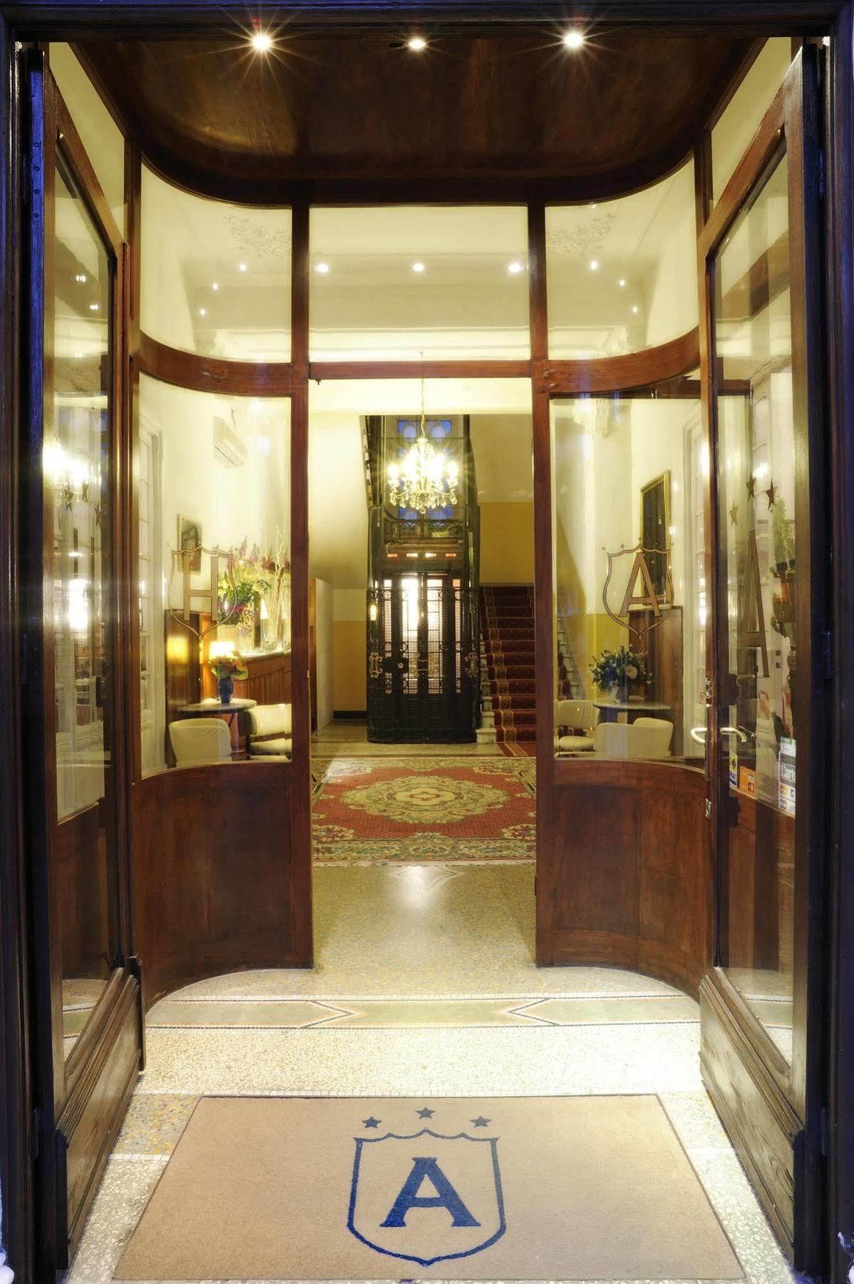 Hotel Alfieri 알라시오 외부 사진